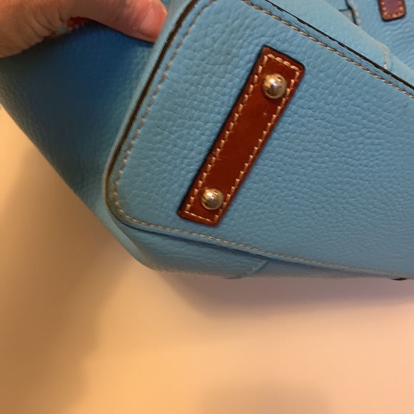 Dooney & Bourke tote - Picture 4 of 11